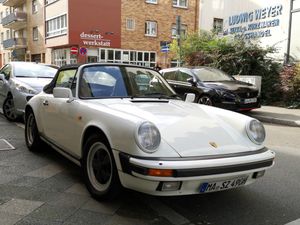 Thumbnail Ferrari SP90